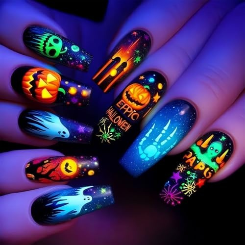 24pcs Halloween Themed Wearable Nails, Detachable Fake with Scary Pumpkin, Ghostly Alien Prints Halloween Costume