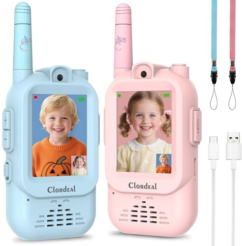 Clordeal Video Walkie Talkie Bambini Lungo Raggio Ricaricabile, Regalo Bambino e Bambina 3-12 Anni, Videochiamata, 6 Effetti Voce, 23 Emoticon, 12 Adesivi, LCD 2, Blu e Rosa, Confezione da 2