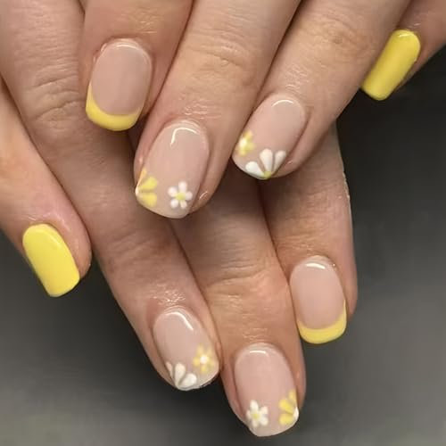24 PCS Yellow French Chipstick Nails Glossy Fake Nail On Short Square Press Artificial Acrylic Nail