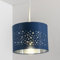 CGC Lighting Pantalla infantil con estampado de estrellas, redonda 25cm, fácil instalación, colgante (Azul)