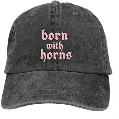 QIYAEUA Vintage Born with Horns Text Baseballmützen Unisex Distressed Denim Kopfbedeckung Outdoor-Aktivitäten Unstrukturiert Soft Caps Hut Geschenk