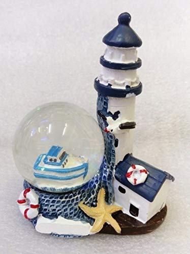 Idellia Leuchtturm Schneekugel aus Kunstharz