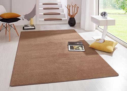 Hanse Home Indoor Teppich Fancy – Wohnzimmerteppich einfarbig Modern Velours Teppich für Esszimmer, Wohnzimmer, Kinderzimmer, Flur, Schlafzimmer, Küche – Braun, 100x150cm