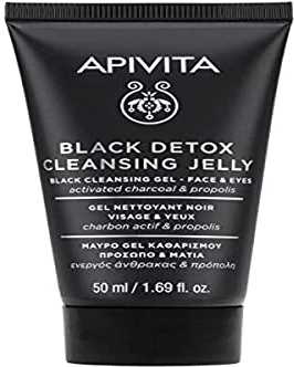 Apivita Limpiador Detox Negro con propóleo y carbón Activo