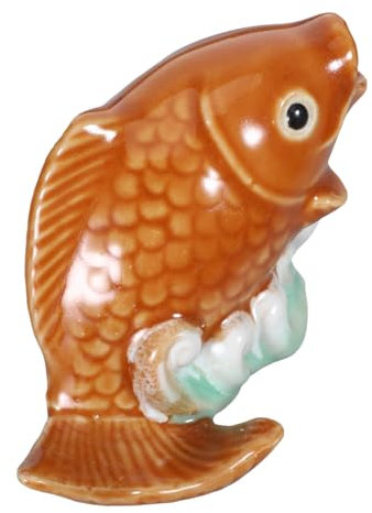 PRETYZOOM Statua Decorativa Di Carpa in Ceramica Per Laghetti Ornamento Da Giardino Funzione Di Spruzzatura d Acqua Scultura Da Esterno Design Di Pesce Koi