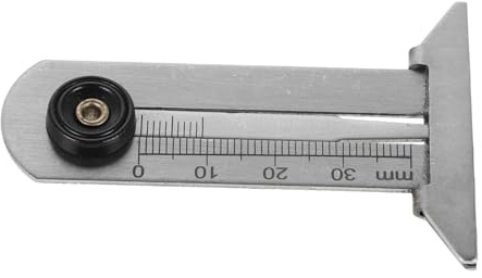 Misuratore Profondità Battistrada Pneumatici 0 30mm in Ferro Inox | Scala Verniera 030, Misura Precisa e Portatile, per Auto e Camion, Finitura Argento