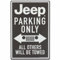 Open Road Brands Jeep Parking Only Metallschild – Vintage Jeep Schild für Garage, Geschäft oder Man Cave – All Others Will Be Towed, Schwarz