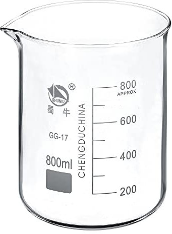 PATIKIL 800ml Low Form Glass Beaker, 3.3 Borosilicate Glass Graduated Printed Scale Measuring Cups with Spout for Kitchen Lab Liquids Transit Boiling