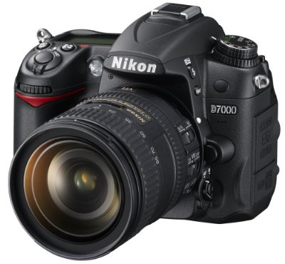 Nikon D7000 SLR-Digitalkamera (16 Megapixel, 39 AF-Punkte, LiveView, Full-HD-Video) Kit inkl. AF-S DX 16-85 VR