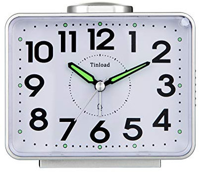 Tinload Analog Seniorenwecker mit Nachtlicht, 4 Zoll großes Zifferblatt, Tischuhr mit Schlummerfunktion, laut, ansteigendem 3-stufigem Glockenton, Batteriebetrieben (Schwarz-M)