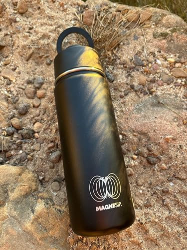 Magnesip - Insulated Water Bottle with Compatibile with Magnetic Safe phone attachemnt - 700ml, Keeps Drinks Cold or Hot, BPA Free, tripod Mount, Perfect for Gym and Office Use