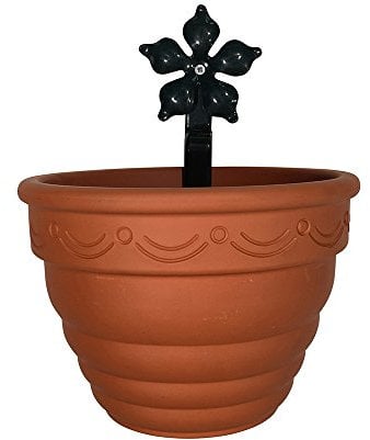 Garden Pride Wall Mounted Pot Clip - Simply screw to any brick wall or fence and hold plant pots or flower pots. Fits most terracotta pots with a lip or rim. Sold in packs of 3