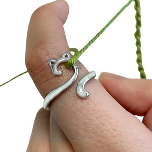 Purr-fectly Crafted Sterling Silver Cat Crochet Ring for Knitting Enthusiasts