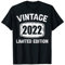 Limitierte Auflage von Vintage und geboren im Jahr 2022 T-Shirt