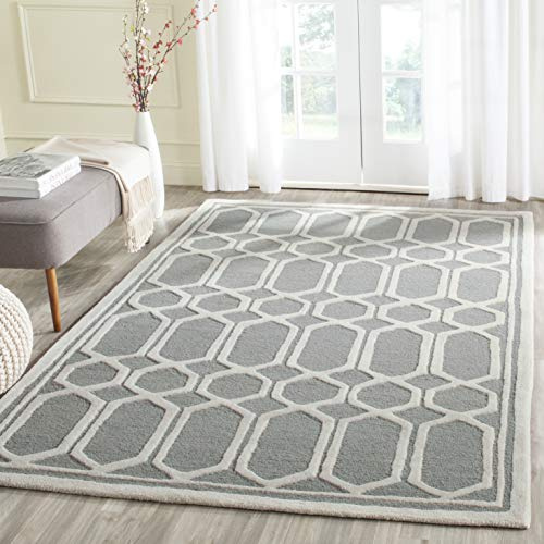 SAFAVIEH Cambridge Collection Accent Rug - 4' x 6', Silver & Ivory, Handmade Moroccan Wool, Ideal for High Traffic Areas in Entryway, Living Room, Bedroom (CAM138D)
