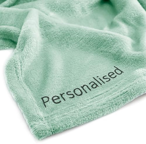 DecoKing Personalisierte Kuscheldecke 150x200 cm Pfefferminze Decke mit Namen Bestickt Microfaser Tagesdecke Fleece Mic