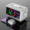 Digitaler Wecker, Digital Radiowecker mit 2 Weckzeiten, RGB-Farbiger Wecker für Schlafzimmer,FM Radio mit Wochentag, mit Timer,Kompaktuhr für Nachttisch,USB Ladeausgang und Nachtlicht (Weiß)