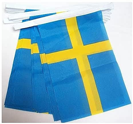 AZ FLAG Guirnalda 4 Metros 20 Banderas de Suecia 15x10cm - Bandera Sueca 10 x 15 cm - BANDERINES