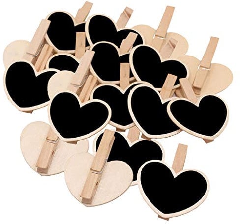 PETSOLA Mini Herz Tafel Kreidetafel Memotafel Namensschild Geschenkanhänger Holztafel Klammer - 50 Stück