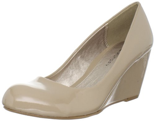 CL by Laundry Women's Nima Wedge Pump, Nude Patent, 7 M US