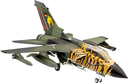Revell Modellbausatz Flugzeug 1:144 - Tornado ECR im Maßstab 1:144, Level 3, originalgetreue Nachbildung mit vielen Details, , Model Set mit Basiszubehör, 64048, Mittel