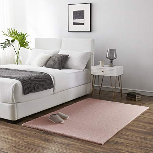 Teppich Wölkchen Fellteppich Kunstfell Teppich Waschbar, Hasenfell Imitat, Kaninchenfell, Kurzfell - Flauschiger Teppich Wohnzimmer, Bettvorleger Schlafzimmer, Teppich Fell - Rosa - 140x200cm