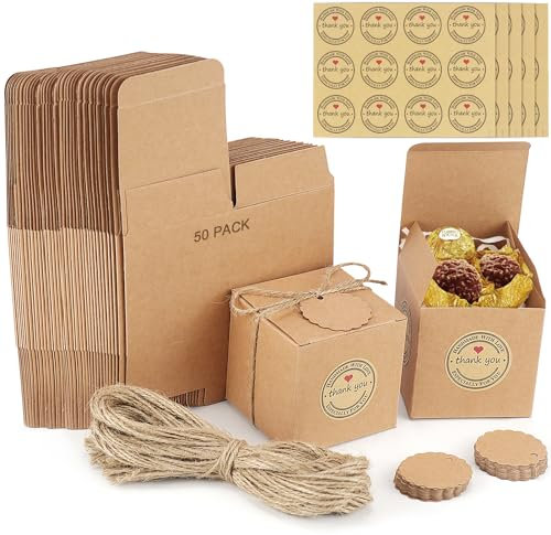 Geschenkbox Kraftpapier Geschenkschachtel Klein 50 Geschenkboxen Set Schachteln mit Deckel & Jute Leere Verpackungskartons für Hochzeit Gebäck Party Süßigkeiten Geschenke Gastgeschenk Box (7x7x7cm)