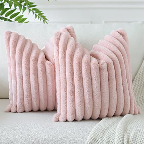 Soleebee 2er Set Plüsch Samt Kissenbezüge, Weiche Künstliche Pelz Dekorativ Kissenbezug Sofa Zierkissenbezüge Dekokissen Kissenhülle Set für Couch Schlafzimmer Zuhause Auto Dekor (60x60cm, Lederrosa)