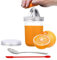 Nourished Essentials Orangenpresse – 5-teiliges Set mit Einmachglas, Deckel, Presserdeckel, Löffel und Schaber zum Entsaften und Aufbewahren – Zitruspresse – Mühelos für frische Orangen- und
