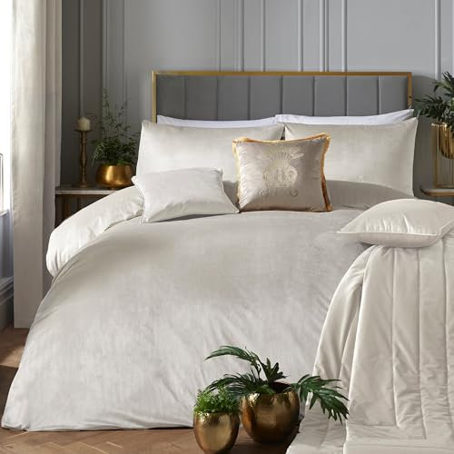 Laurence Llewelyn-Bowen - Ivory Velvet Duvet Cover Set - Double (200 x 200cm) - 2 Pillowcases - Soft Touch Luxury Bedding - Velvet in White