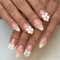 FloralGrace 24 Stück Französischer Nägel Zum Aufkleben Fake Nails Press on Nails mit Nagelkleber Perle Schleife Herz Charm Designs mittellang Künstliche Fingernägel