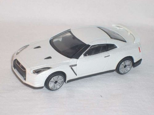 Bburago Nissan Skyline GTR Gt-r R35 Weiss Coupe 1/43 Burago Modellauto Modell Auto