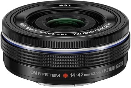 OM SYSTEM M.Zuiko Objectif Digital 14-42 mm F3.5-5.6 EZ, Zoom Standard, Compatible Tout Appareil Micro Quatre Tiers (Modèles Olympus Om-D et Pen, Panasonic G-Series), Noir