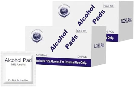 200 pcs Lingettes Individuellement Emballées 6x6cm, Tampons d’Alcool 75% pour l’Hygiène Personnelle, Désinfection Hautement Efficace pour Voyage, Usage Quotidien et Long Terme dans Tous les Contextes