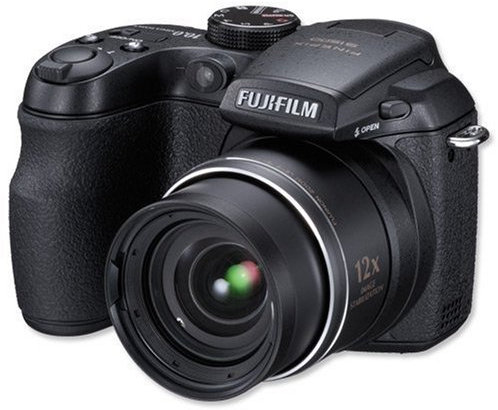 Fujifilm FinePix S1500 Fotocamera digitale (10 Megapixel, Zoom ottico 12x Display da 2,7, Stabilizzatore di immagini) colore: Nero