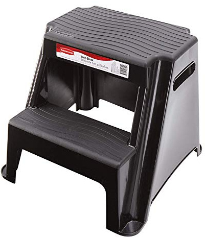 Rubbermaid RM-P2 2-stufiger Hocker aus geformtem Kunststoff mit rutschfesten Trittflächen, 136 kg Kapazität, schwarzes Finish Rubbermaid