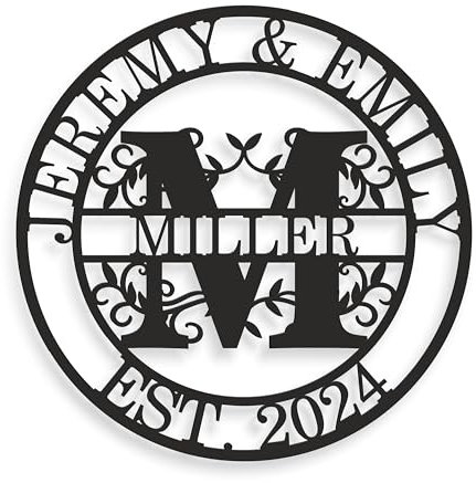 Personalisierter Metallschild mit Familiennamen - 2 Vornamen & Initialen - Individuelle Wanddeko - Hochzeitsgeschenk, Jahrestag, Geschenk für Paare & Eltern (Design 2)