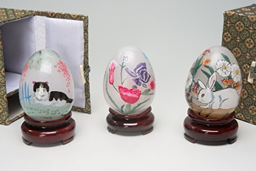 Urban Lifestyle Glaseier Set bestehend aus 3 handbemalten Glas-Eiern (Hase + Katze + Blumen)