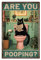 WADORN Witziges Katzen Blechschild Metall Poster „Are You Pooping“ – Vintage Poster Mit Schwarzer Katze Malerei Für Toiletten Und Badezimmer Wandkunst Poster Plaketten Für Katzenliebhaber 20x30cm