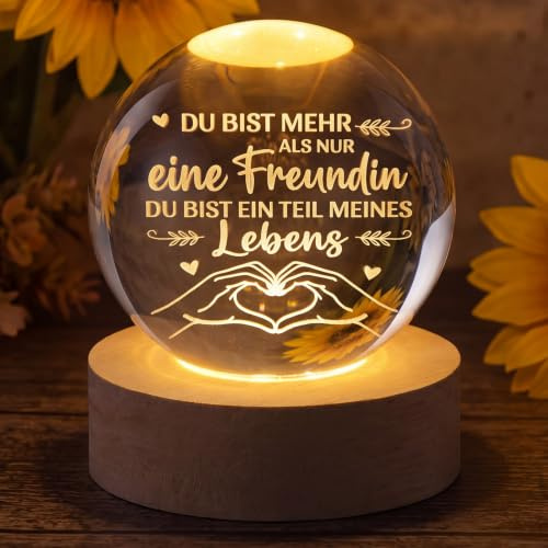 BBTO Kristallkugel Nachtlicht Weihnachts Geschenk für Freundin Frauen | Beste Freundschaft Geschenk Zum Geburtstag, Gravierte Glaskugel Holzsockel USB LED, Muttertagsgeschenk Valentinstag