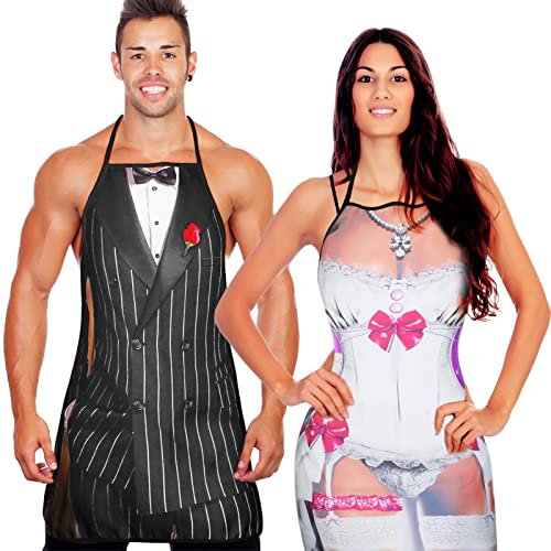 2 Stück Lustige Geschenke Set für Herren Damen Neuheit Grillschürze Muskel Kochschürzen Verstellbar Wasserdicht Küchenschürze für Weihnachten BBQ Party Erwachsene Paare (Hochzeit Stil)