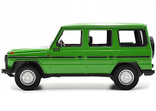 Minichamps 155038101 1:18 1980 Mercedes G-Modell lang (W460) - grünes Sammlerstück Miniaturauto