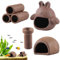 Editbar Aquarium Keramik Versteck, 4 Stück Garnelen Höhle Aquarium Deko, Wassertiere Höhle, Welshöhle, Ton Fish Tank Zubehör, Garnelen Zubehör(Katze, Haus, Dreilochrohr, Faden Tonröhre)