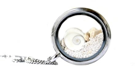 Kette Medaillon silberfarben - Shivas Auge Muschel, Sand, Kiesel, Strandgut