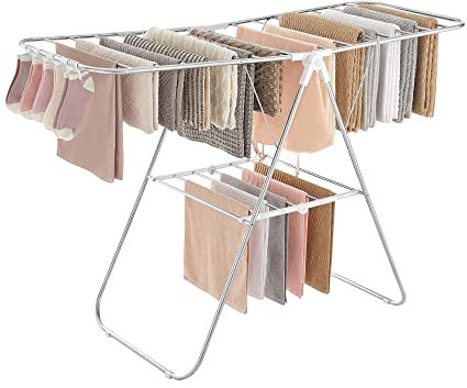 SONGMICS Wäscheständer, mit Sockenclips, Edelstahl-Wäscheständer, faltbar, platzsparend, freistehend, mit höhenverstellbaren Gullwings, Silber und weiß ULLR052W01