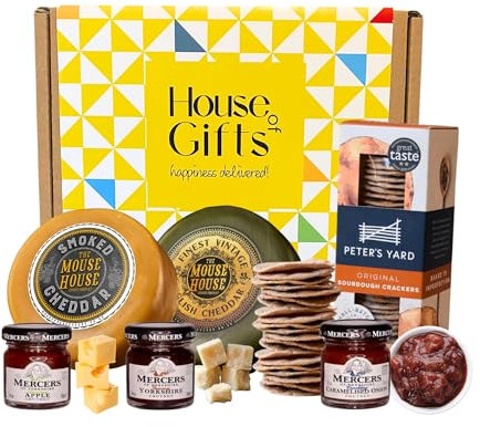 Cheese Hamper Gift Set Including Smoked Cheeder & English Chedder 200g Truckles With Sourdough Crackers & Chutney Varieties | Cheese Lovers Gift