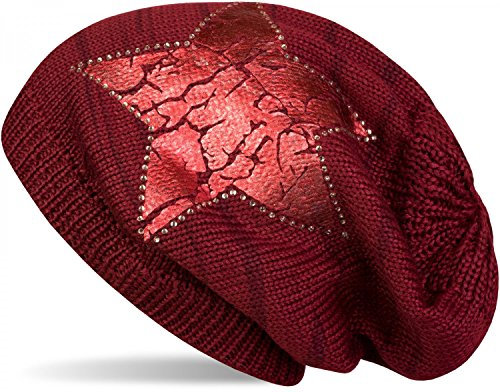 styleBREAKER Strick Beanie Mütze mit Vintage Stern Print und Strass Rand, Strickmütze mit Streifen Muster, Unisex 04024083, Farbe:Bordeaux-Rot/Rot