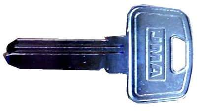 JMA 196702 - Llavin laton cay-2 segurid.