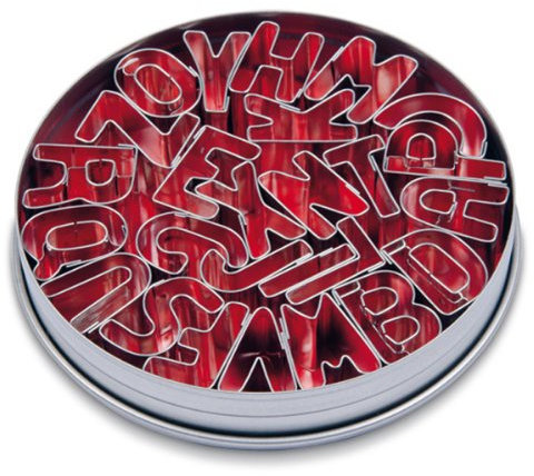 STÄDTER Ausstecher Buchstaben Set, 26-teilig, Alphabet Ausstechformen für Teig, Fondant oder Marzipan, kreative Backzubehör aus Weißblech, nicht spülmaschinengeeignet