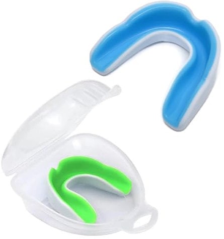 HAMKU 2 Pezzi Paradenti Per Adulti e Bambini Per Rugby,Boxe,Arti Marziali,Hockey,Arti Marziali Miste,Taekwondo Con Box Igiene (Bianco e Verde)